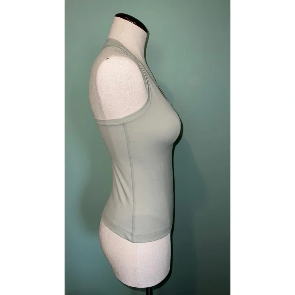 halara tank - Picture 3 of 7